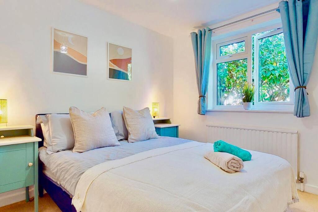 Super-Quiet Town Centre Flat 5 Min Walk To Station Appartement Tunbridge Wells Buitenkant foto