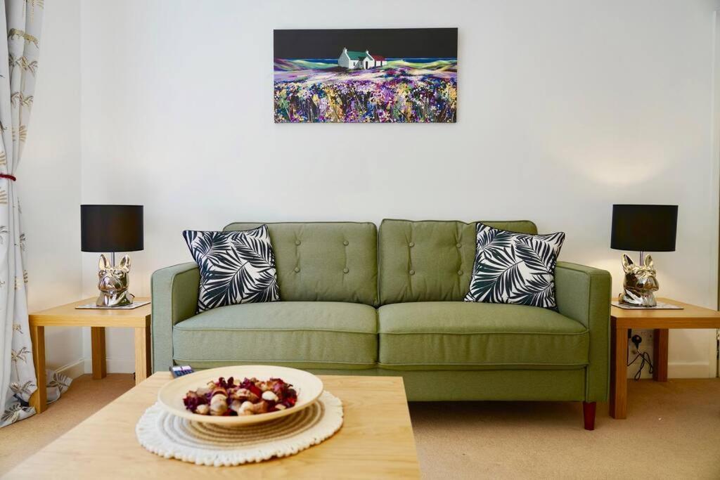 Super-Quiet Town Centre Flat 5 Min Walk To Station Appartement Tunbridge Wells Buitenkant foto