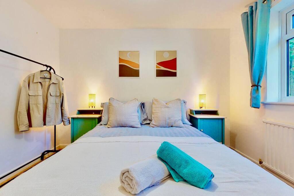 Super-Quiet Town Centre Flat 5 Min Walk To Station Appartement Tunbridge Wells Buitenkant foto